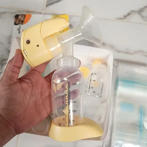 Bomba Tira Leite Elétrica Medela Mini Elétrica Extratora 220V