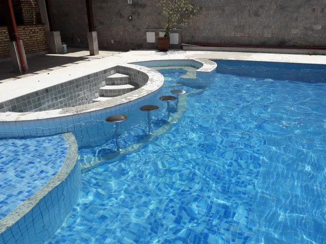 Limpeza de piscina e caixa d'agua