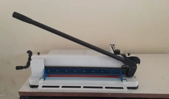 Guilhotina Semi Industrial 