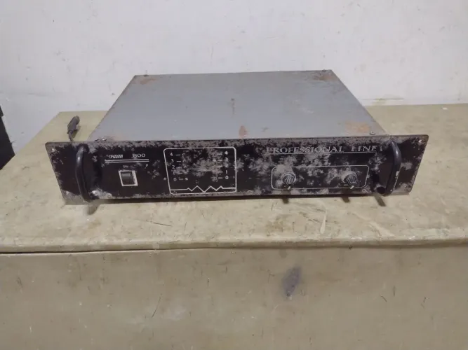 Amplificador Pmw - 400 RMS