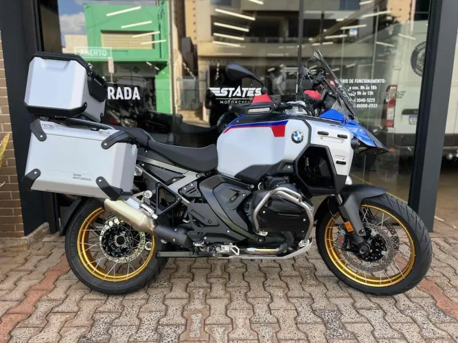 Bmw R 1300 gs adventure 2026