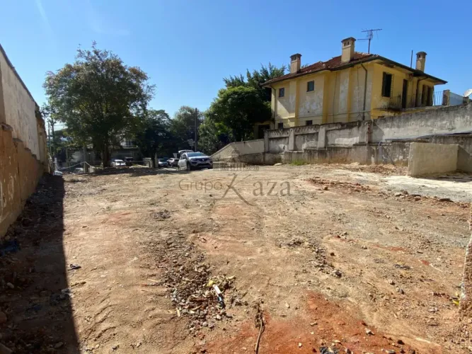 Terreno Comercial - Alto da Lapa - 560m².