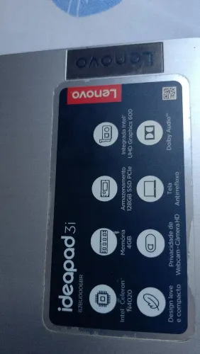 Notebook marca Lenovo
