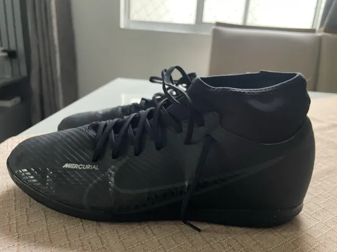 Vende-se chuteira Nike salão