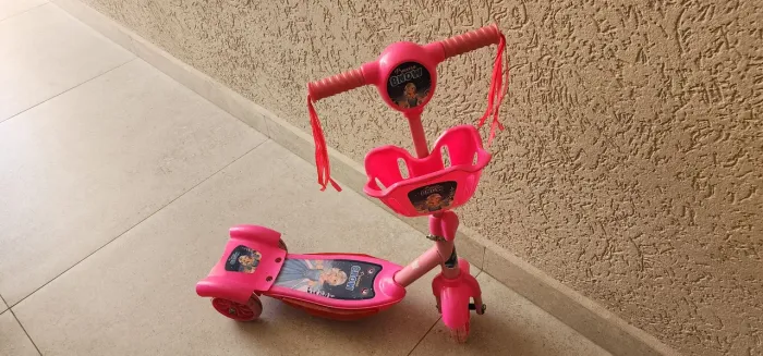 Patinete Musical Infantil Menina Rosa Princesa