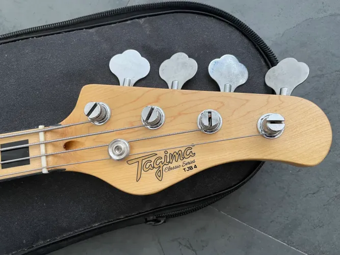 Baixo Tagima TJB 4 Classic Series + Capa + Afinador