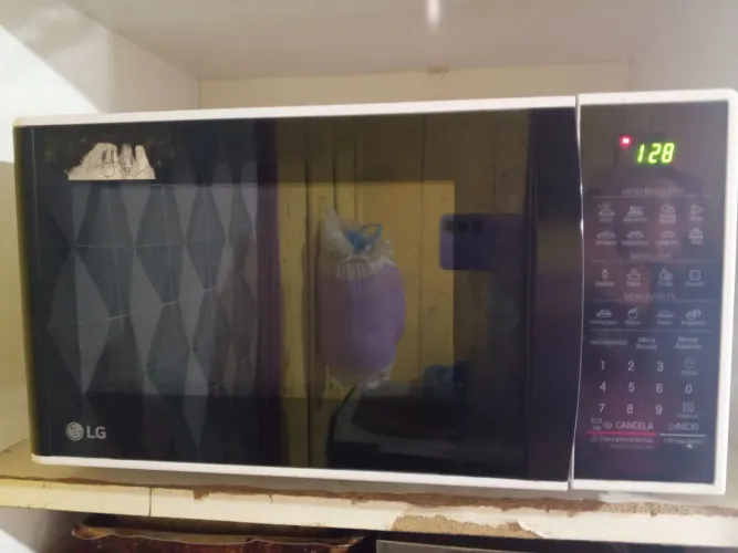Vendo microondas LG