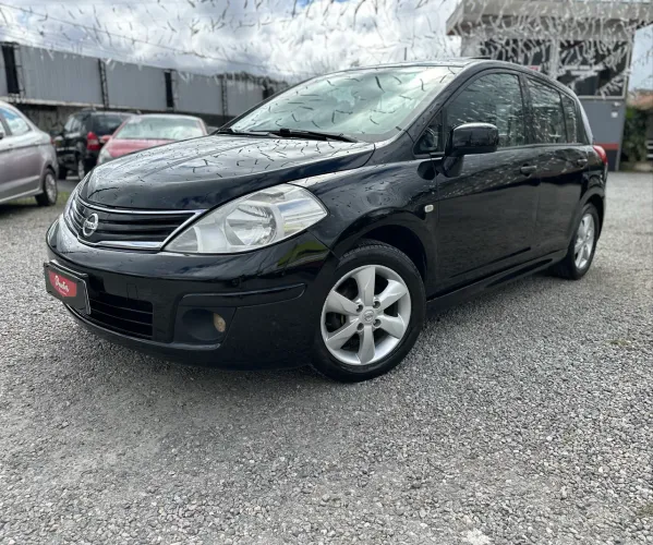 Nissan Tiida SL 1.8/1.8 Flex 16V Mec. 2012