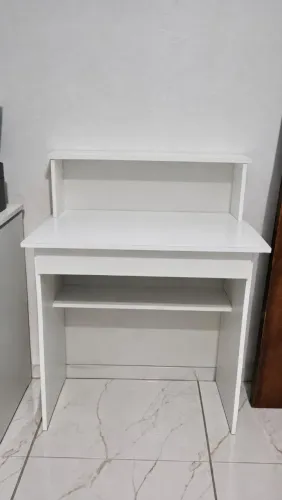 Escrivaninha Seminova