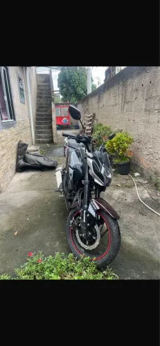 Vendo moto muito nova