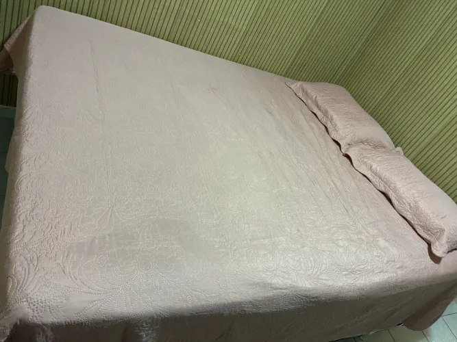 Cama queen