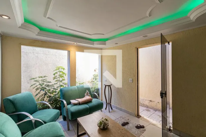 Casa à Venda - Vila Jacuí, 3 Quartos, 220 m2