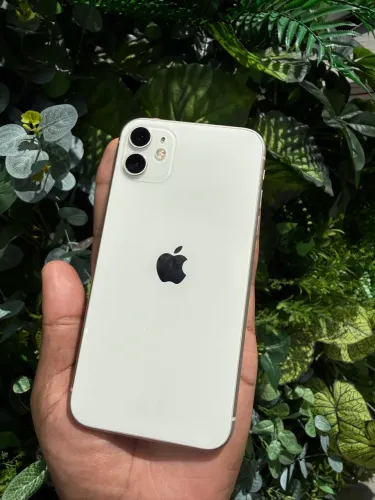 iPhone 11 900$