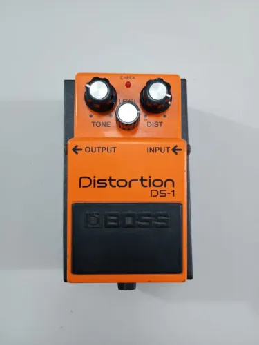 Pedal Boss ds1