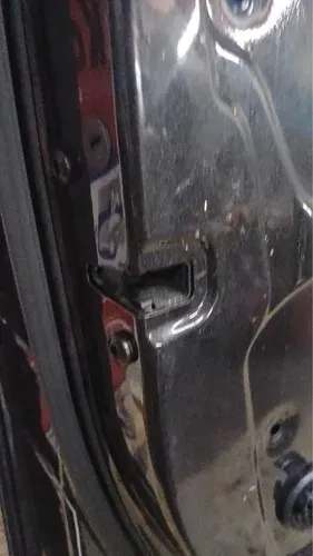 Fechadura Porta Dianteira Esquerda Audi Q7 2010 / 2015