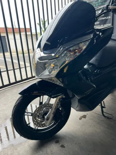 HONDA PCX 150 PRETA 18.000 KM ÚNICA DONA