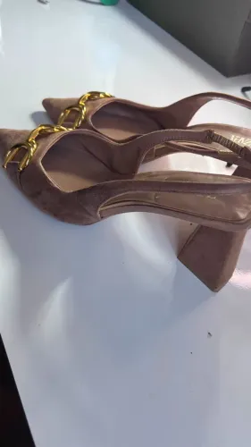 SCARPIN ZARA CARAMELO NÚMERO 38 POUCO USADO