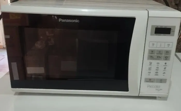 Microondas Panasonic Piccolo Style 21litros