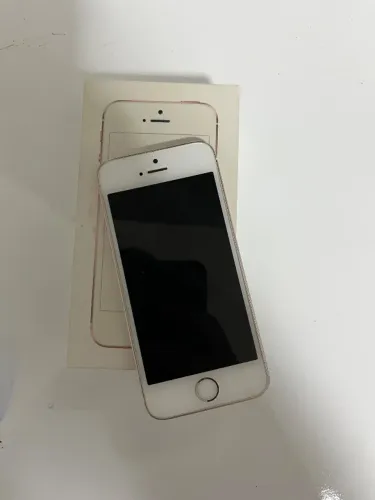 iPhone SE 61% de bateria