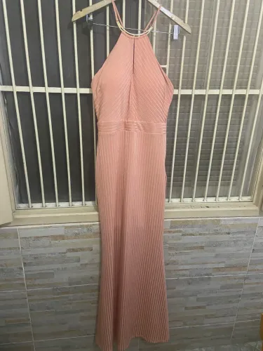 Vestido de festa salmão