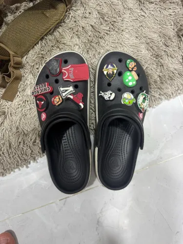 Crocs 