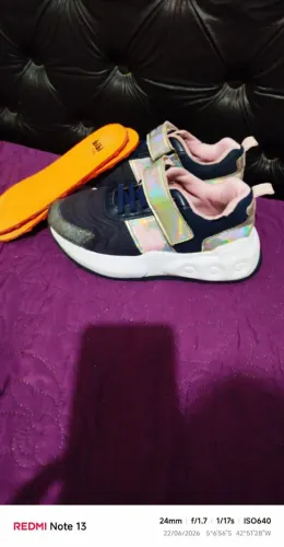 Tênis de rodinha Fêmenina 33