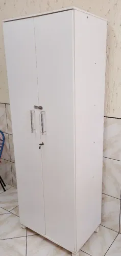 Armário multiuso