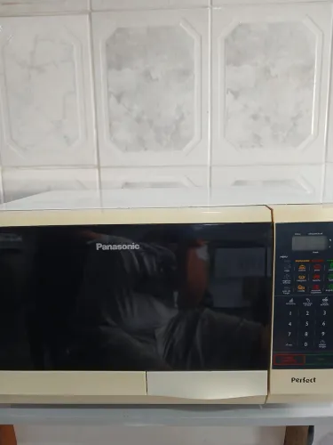 Microondas Panasonic perfect 28L 127V  funcionando tudo perfeitamente 