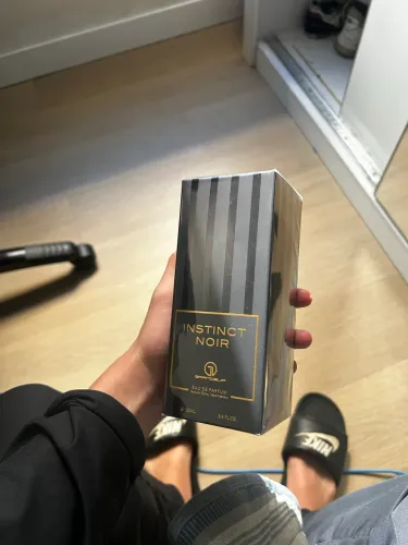 PERFUME ÁRABE.