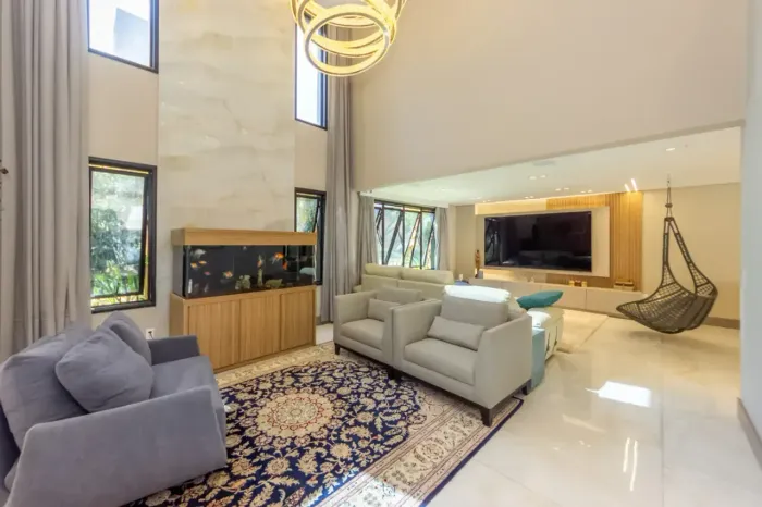 CONDOMINIO DE CASAS - 514 METROS - PISCINA - ELEVADOR - 6 VAGAS