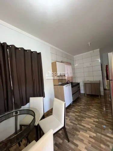Vende-se Casa com 2 quartos, no Jardim Bothanico em Igaparava/SP