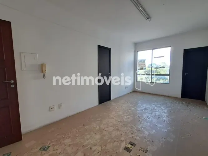 Conjunto de Salas Estratégico na Rua Guajajaras  46m²; com 02 Lavabos
