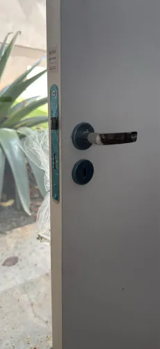 Folha de porta de Madeira 80x210