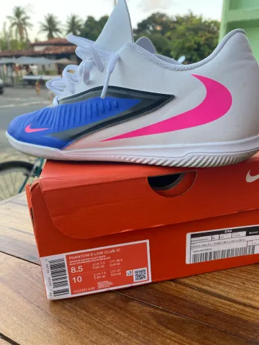 Tênis futsal Nike tiempo
