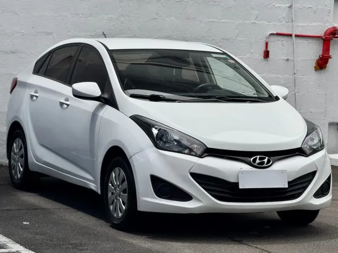 Hyundai HB20S C.style/c.plus1.6 Flex 16V Aut. 4P 2014