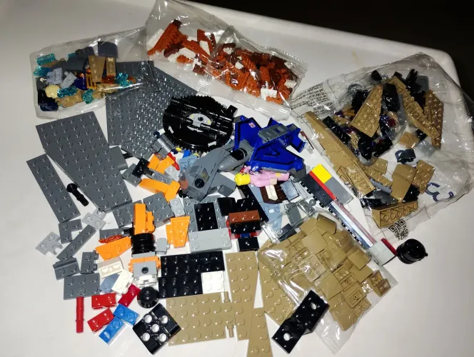 Lego original 300 peças aproximadamente 