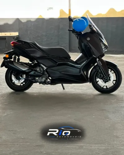 Yamaha Xmax