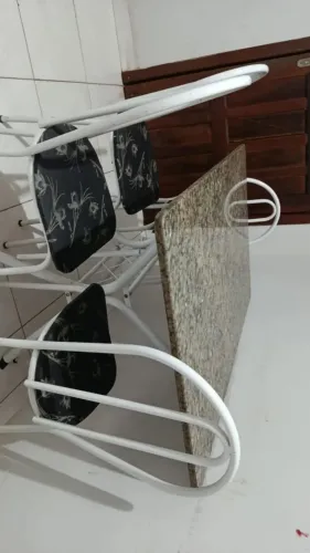 Conjunto Mesa de granito + 4 cadeiras