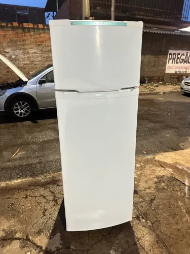 Vendo geladeira consul