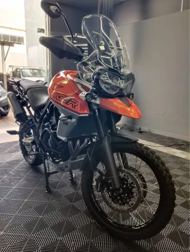 Tiger 800 XCA TOP DE LINHA