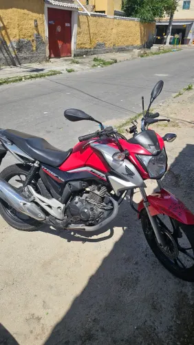 Titan 160 edição especial