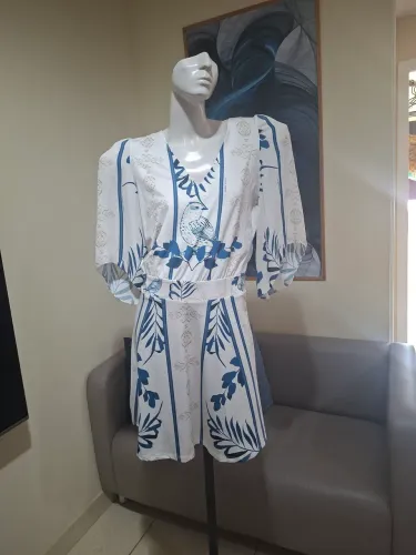 Vestido Carmem Steffens novo