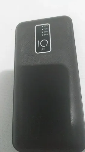 Vendo carregador portátil e fone de ouvido