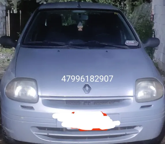 Renault Clio RN/ Expression 1.0 5P 2001