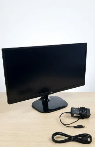 Monitor Gamer LG UltraWide 25? Full HD (IPS / 75Hz / 1ms) - Excelente Estado