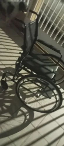 Cadeira de rodas antiqueda