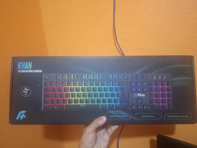 TECLADO MECÂNICO - COM DEFEITO