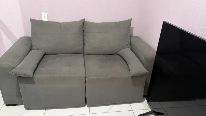 Sofá retrátil