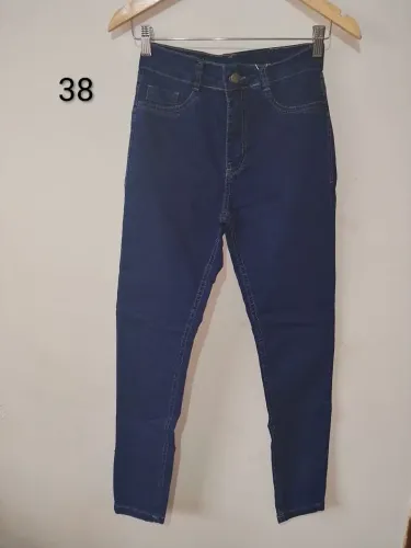 Calça jeans feminina nova