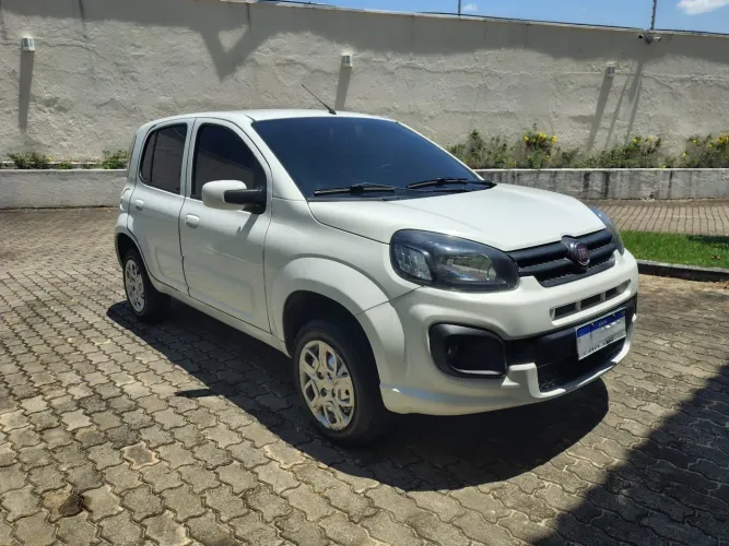 Fiat Uno Attractive 1.0 EVO Fire Flex 8V 5P 2019